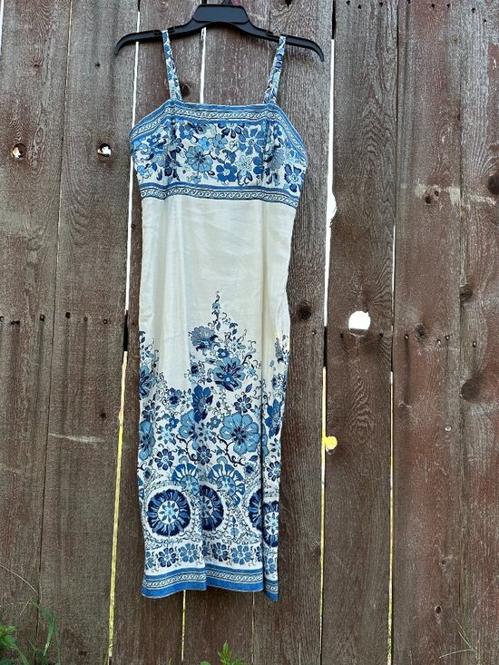 Elie Tahari Dresses & Skirts - Elie Tahari The Annalise Floral Linen Midi Dress Blue White Boho Size S